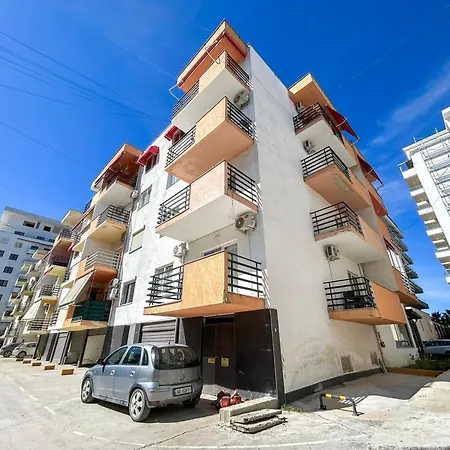 1 Bedroom 829 Apartment *