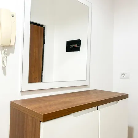 Apartment 1 Bedroom 829